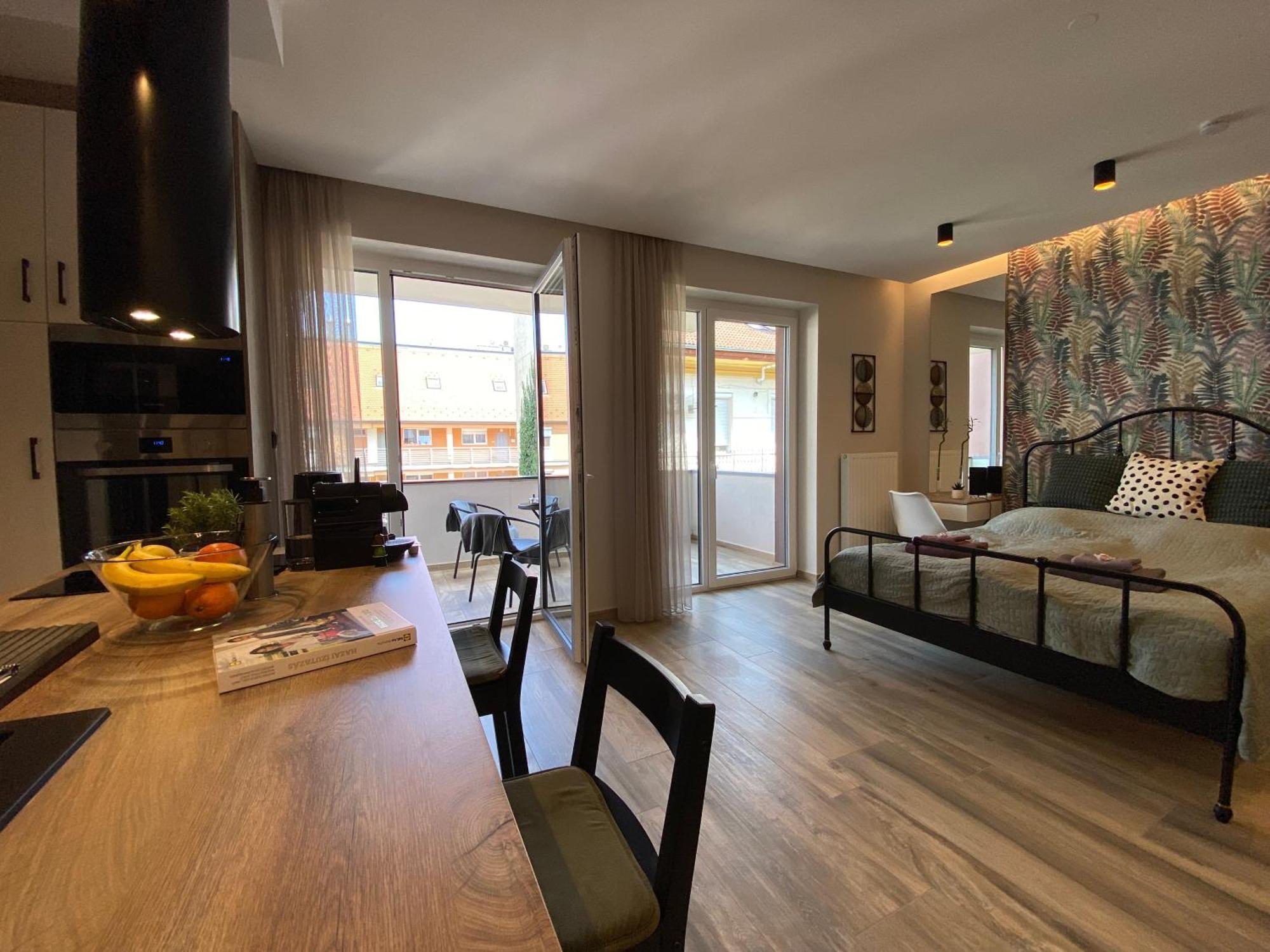 T27 Apartments Free Parking Ingyenes Zart Parkolo ジュール エクステリア 写真